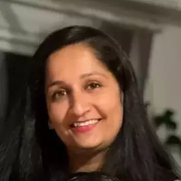 Deepika Gupta Headshot